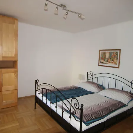 Kohlweg Apartment *